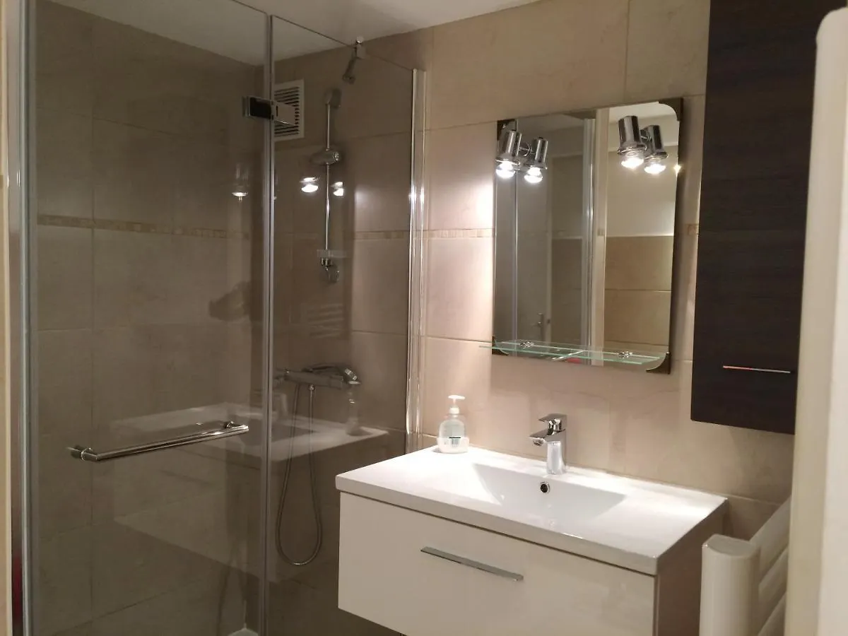 Appartement Dans Villa Acces Prive Au Lac Veyrier-du-Lac